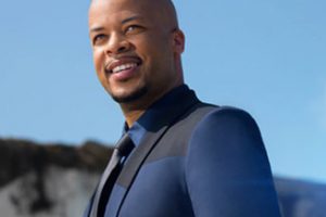 James Fortune & FIYA – All For Me (feat. Alexis Spight)